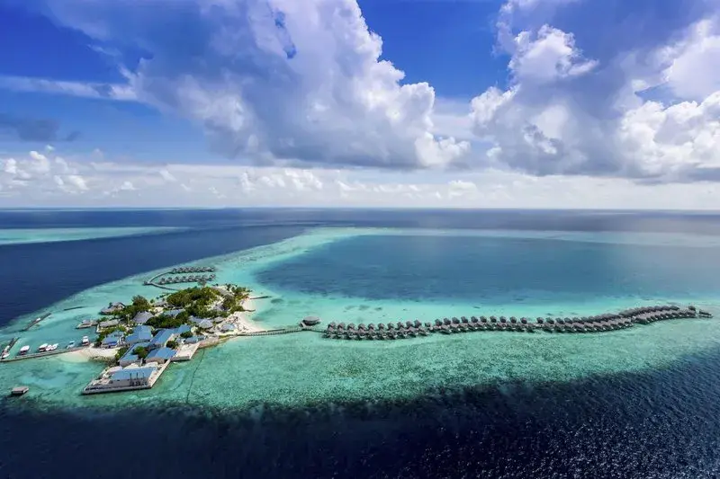 Centara Ras Fushi Resort & Spa Maldives – tengerparti és vízi villás pihenés