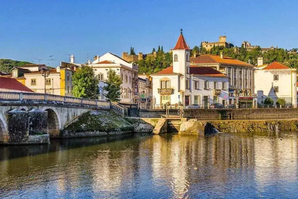 Esti városi élet a Lisszabon és Porto körutazáson