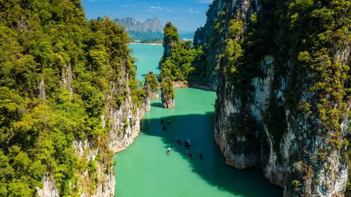 Khao nemzeti park türkiz tava