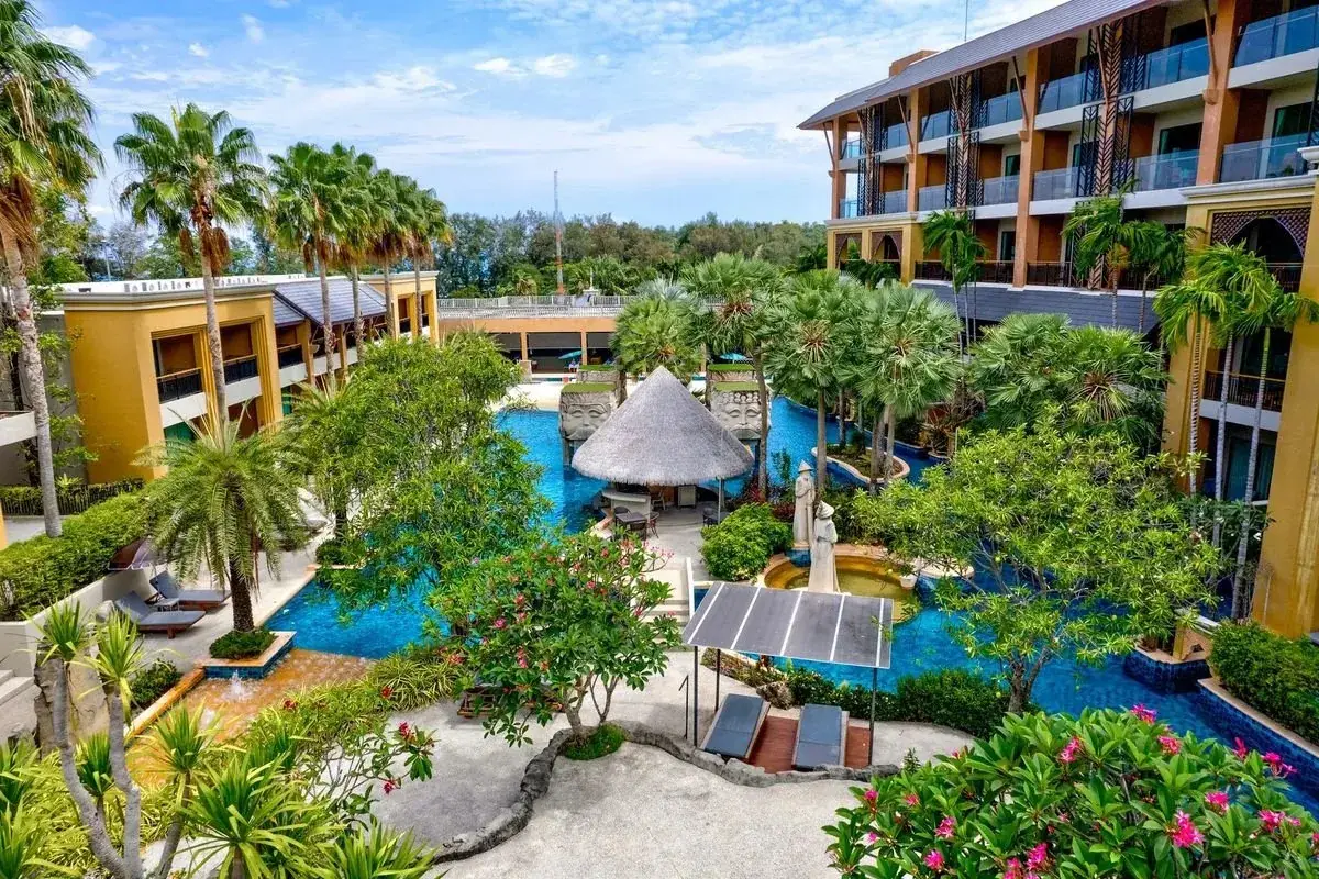 Rawai Palm Beach Resort – Phuket / Rawai